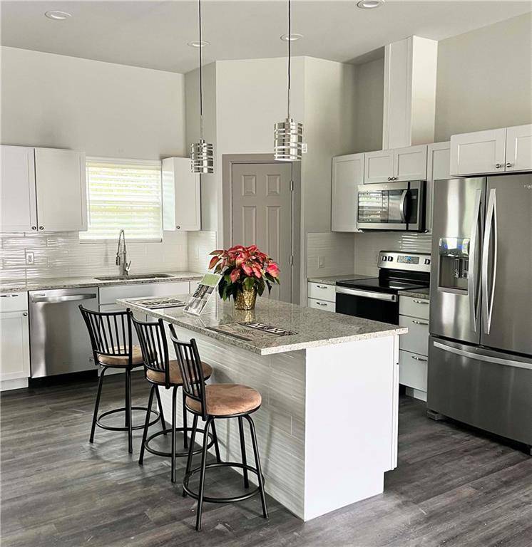 608 Littlewin, Spicewood, TX 78669