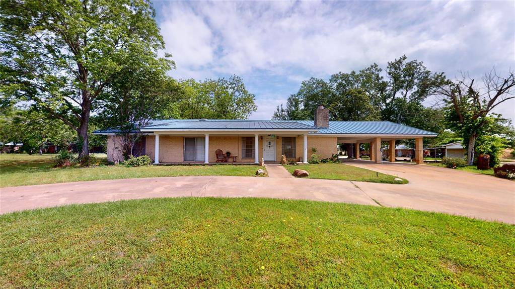 221 S Rockdale ST, Lexington, TX 78947