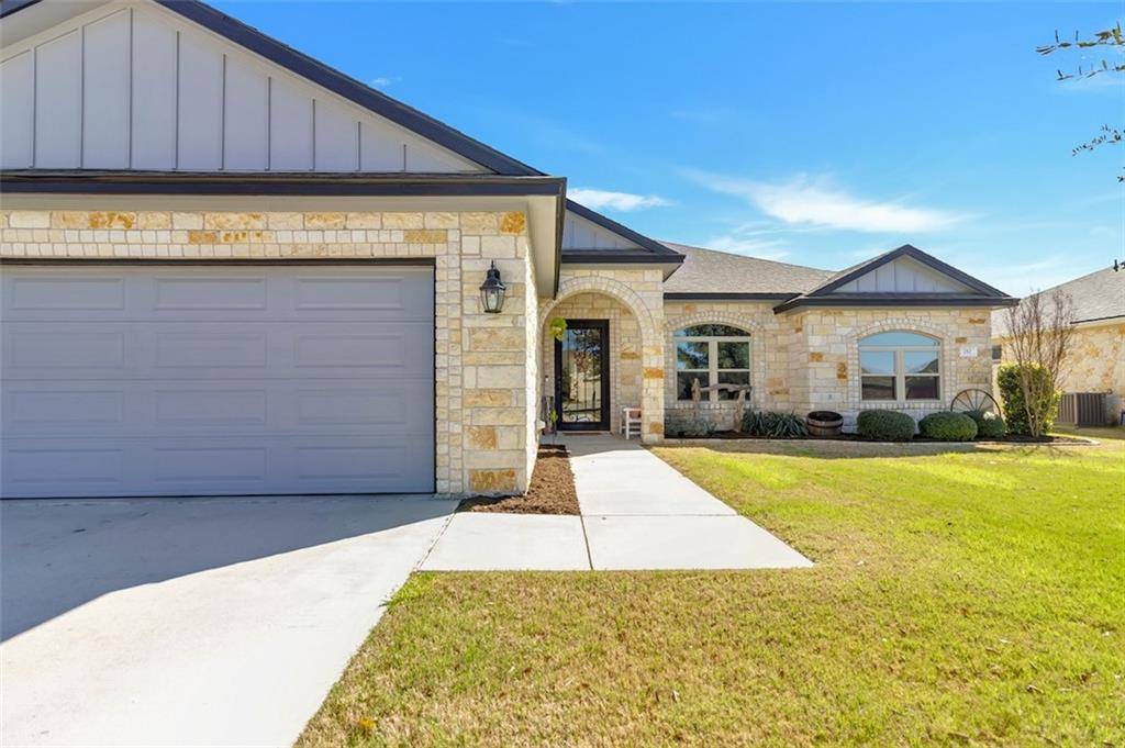 212 Derek LN, Jarrell, TX 76537