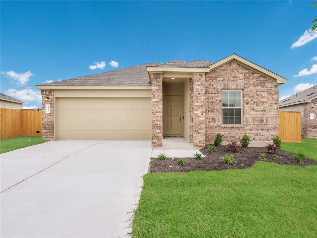 633 Xanadu DR, Jarrell, TX 76537
