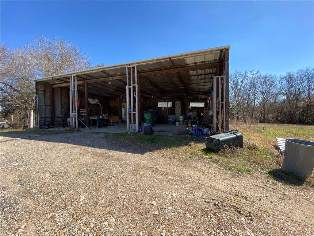 36 Apple Blossom DR, Buda, TX 78610