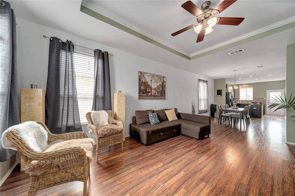 153 Moonwalker TRL, Buda, TX 78610