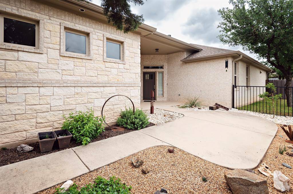 702 Algerita DR, Georgetown, TX 78628