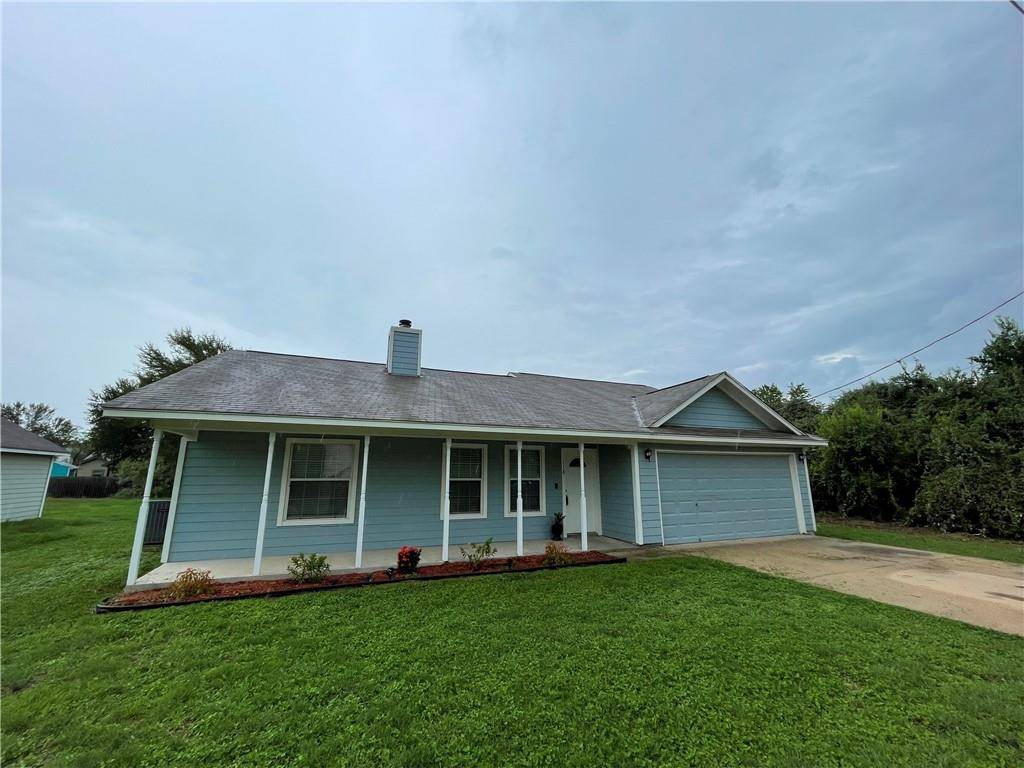 118 W Pauwela LN, Bastrop, TX 78602