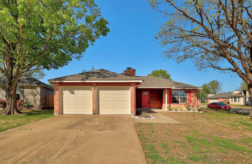 2111 Rosemary LN, Round Rock, TX 78664
