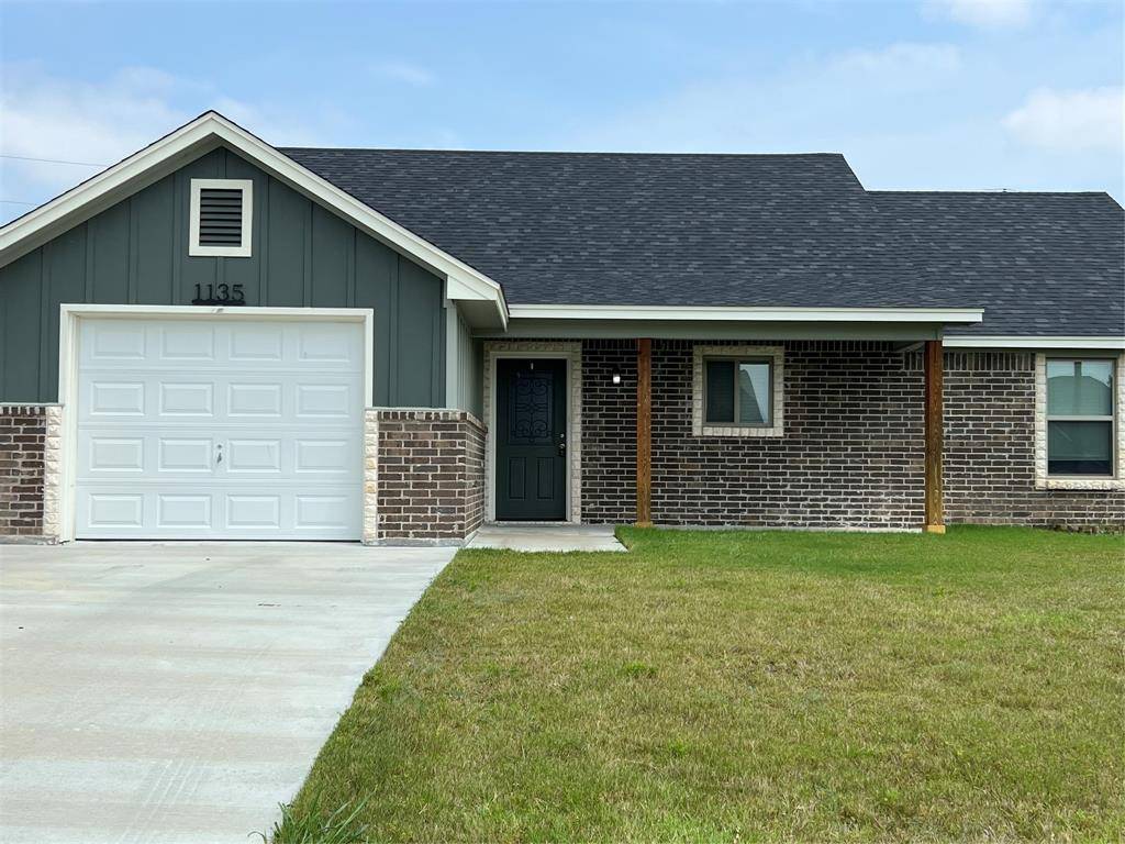 1135 Limestone DR, Lampasas, TX 76550