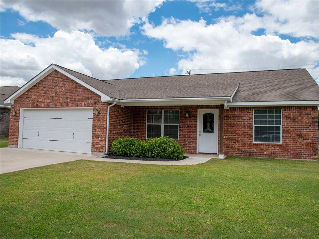 141 Larabie CV, Giddings, TX 78942