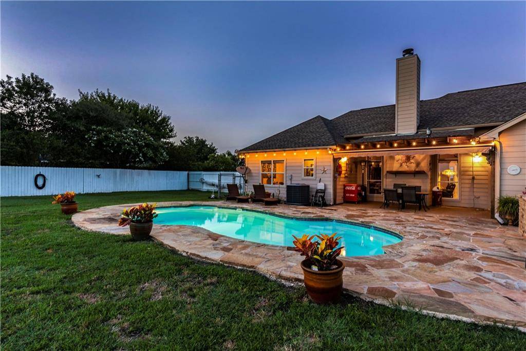 111 Cotton Rows, Taylor, TX 76574