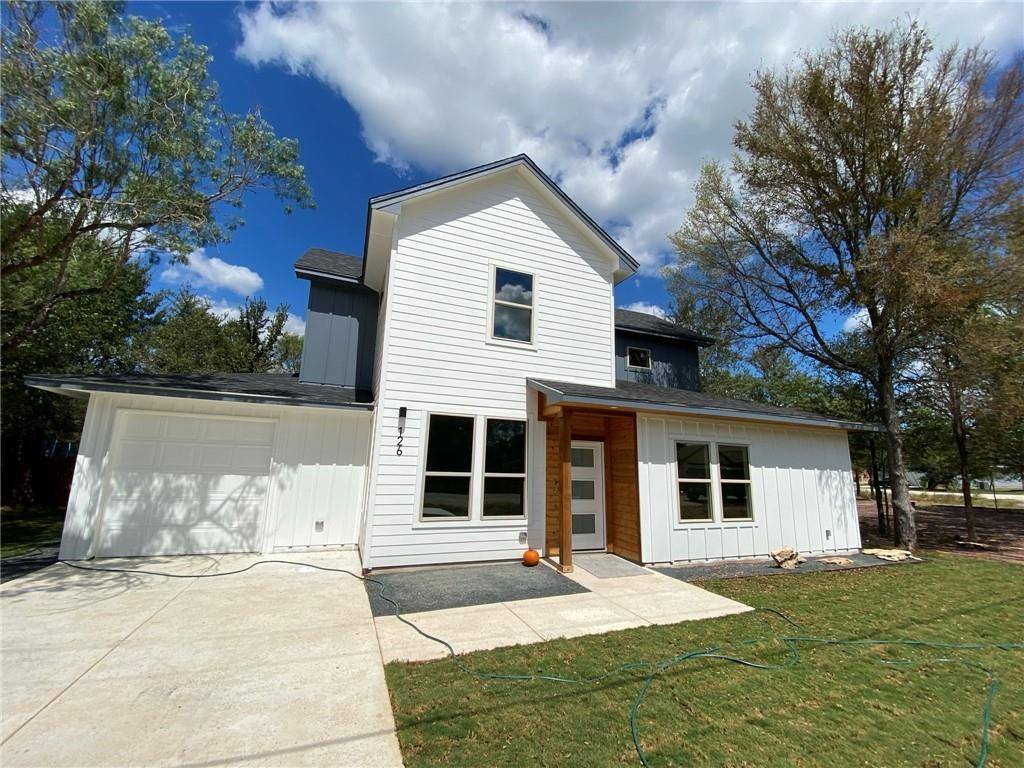 126 Mokulua LN, Bastrop, TX 78602