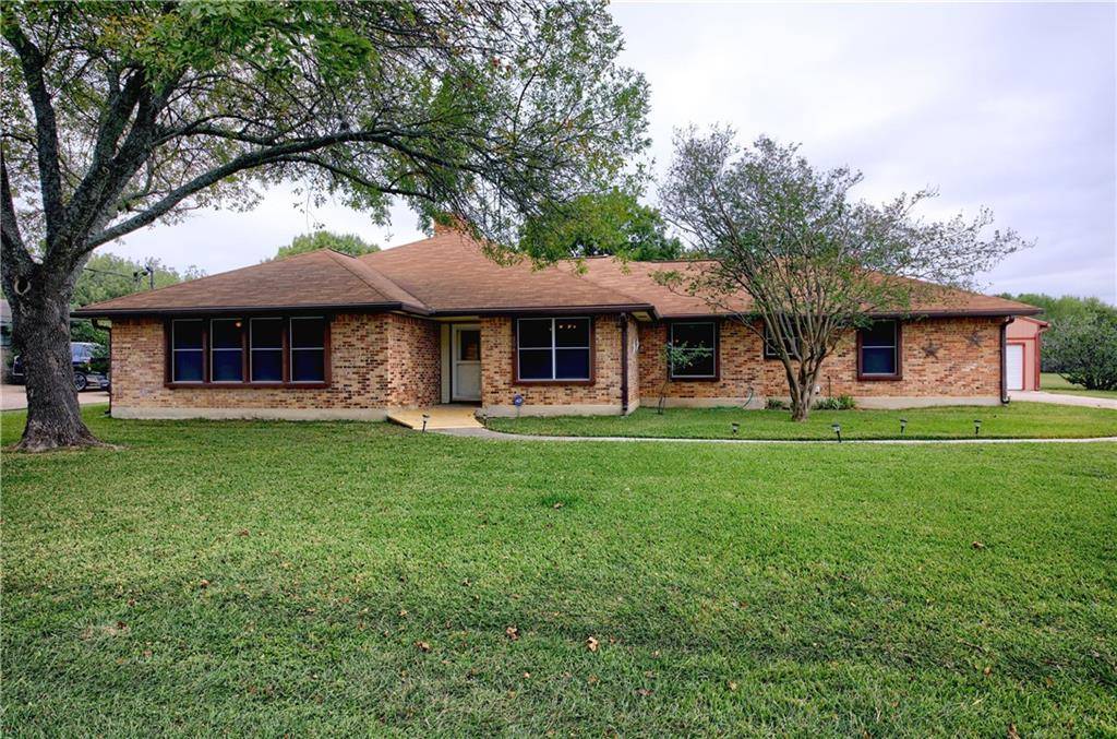 204 Longspur DR, Buda, TX 78610