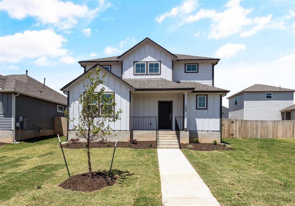 250 Garner DR, Kyle, TX 78640