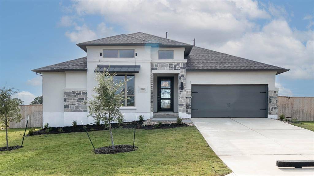 168 Kellogg LN, Bastrop, TX 78602