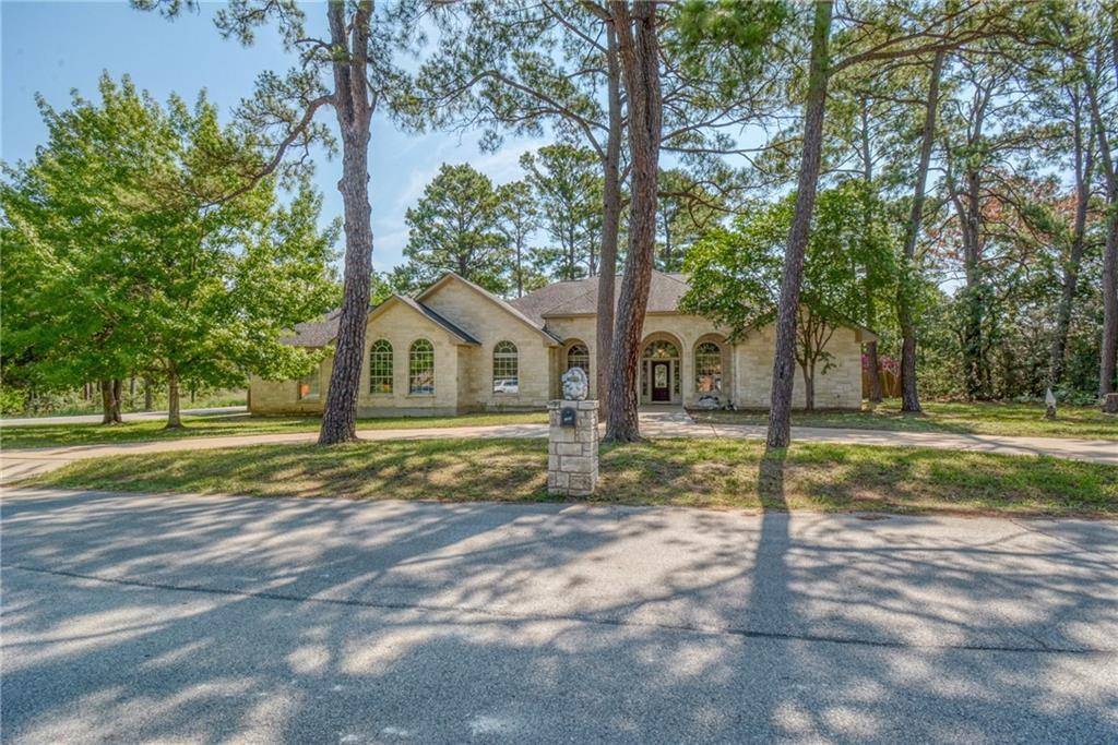 103 Briar Forest DR, Bastrop, TX 78602