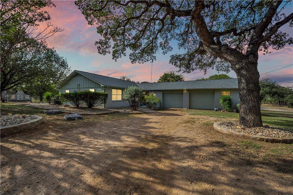 318 Lariat LN, Marble Falls, TX 78654