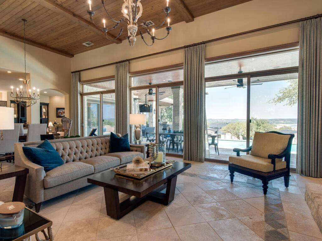 202 Hidden Hills CV, Spicewood, TX 78669