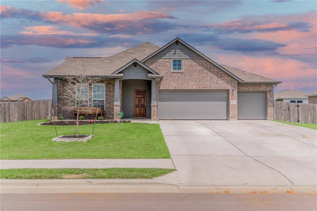 301 Colthorpe LN, Hutto, TX 78634