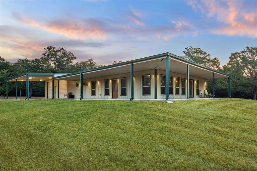 2291 W HWY 290, Giddings, TX 78942