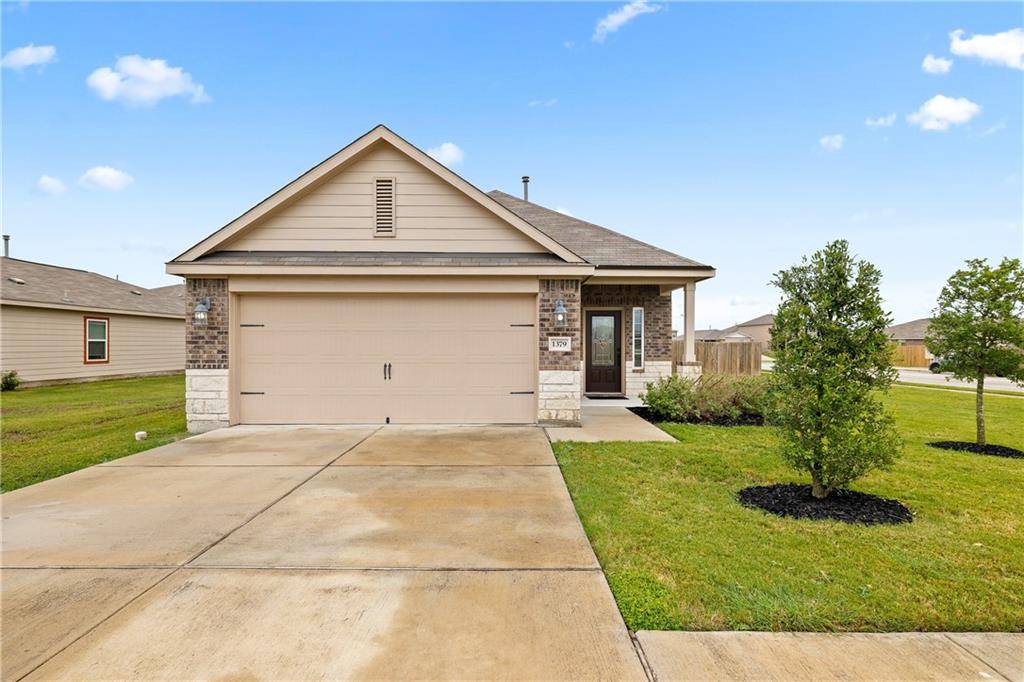 1379 Treeta TRL, Kyle, TX 78640