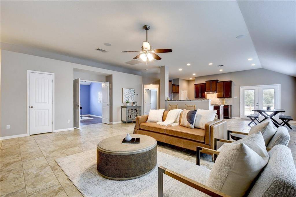 197 Joy HOLW, Buda, TX 78610