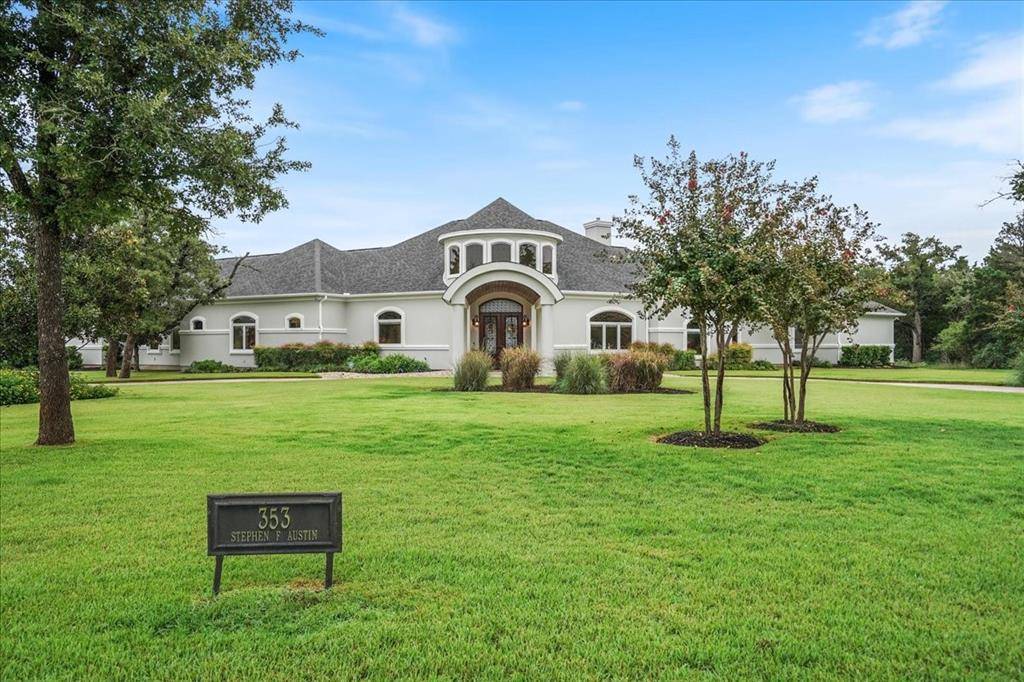 353 Stephen F Austin BLVD, Bastrop, TX 78602