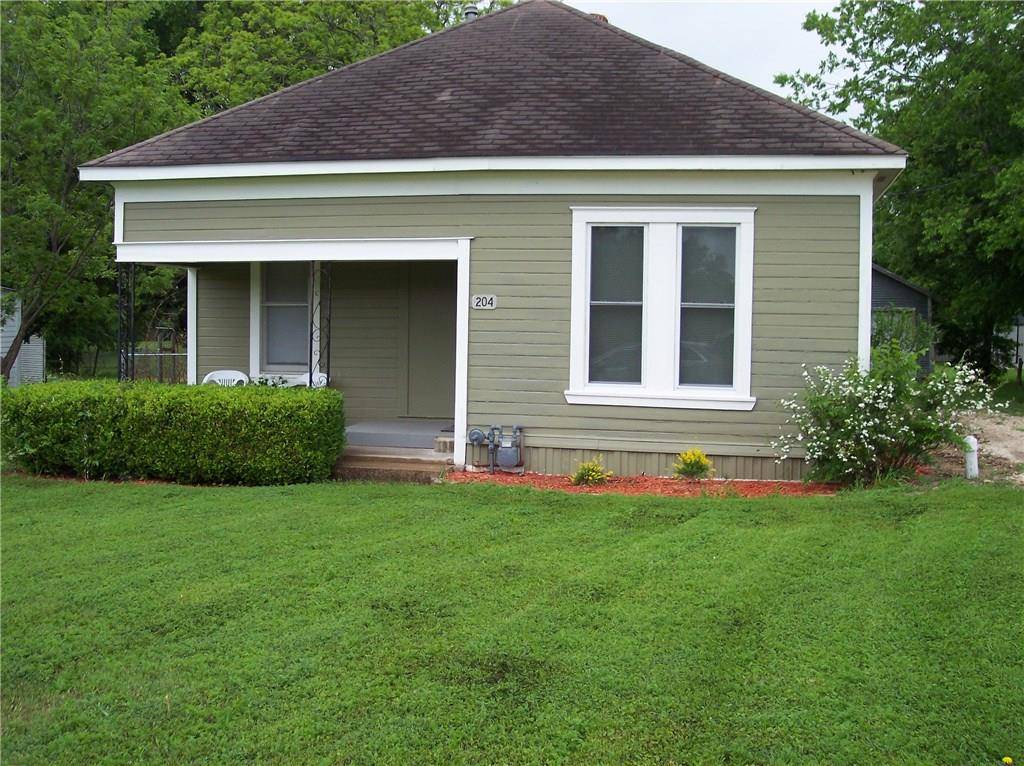 204 S 1st ST, Thorndale, TX 76577