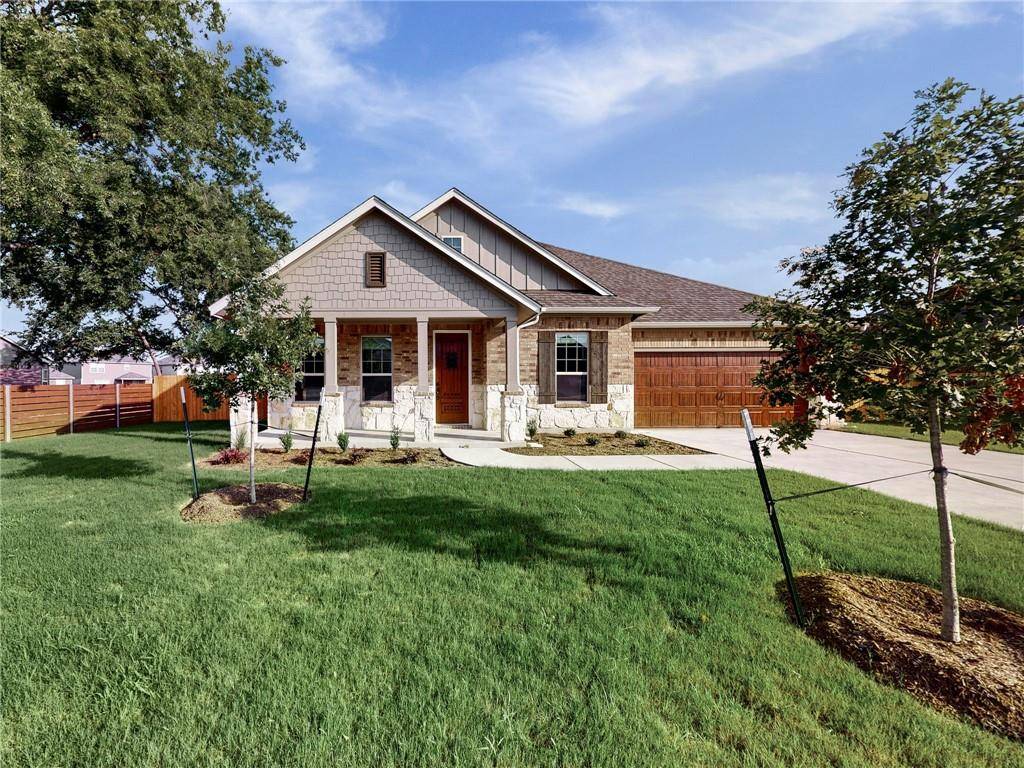1303 Knowles DR, Hutto, TX 78634
