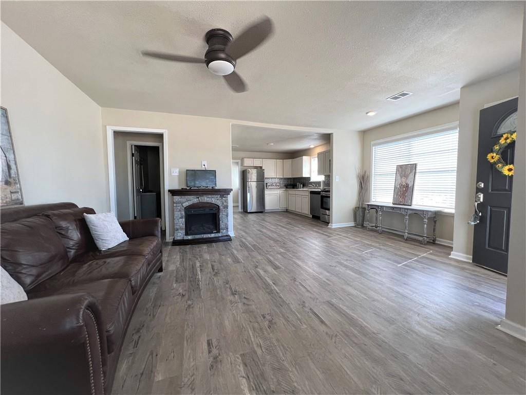 401 FM 2095, Cameron, TX 76520