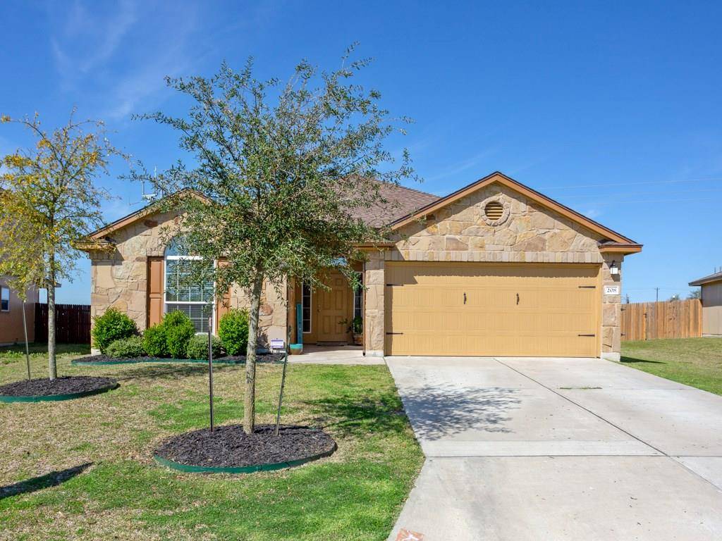208 Lignite DR, Jarrell, TX 76537