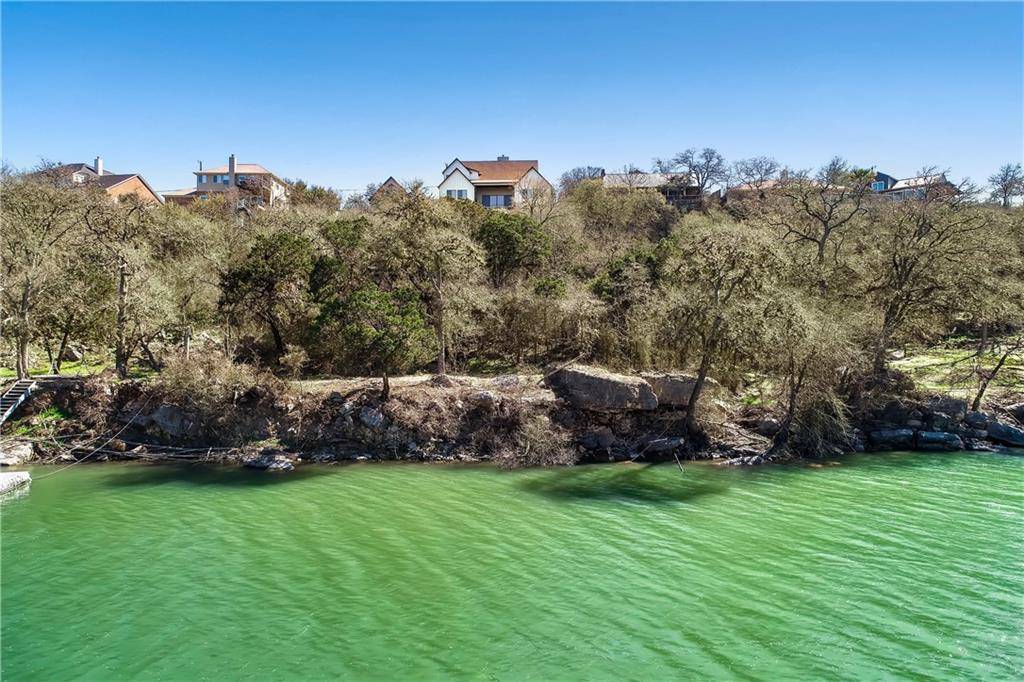 2016 Pace Bend RD, Spicewood, TX 78669