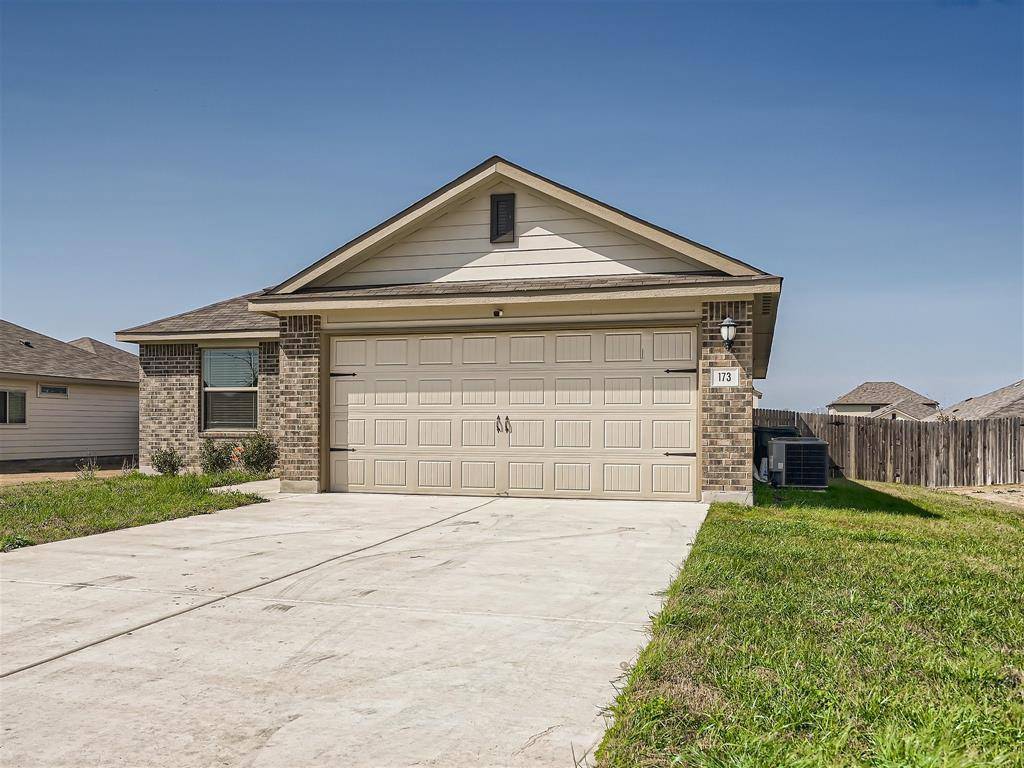 173 Moon Beam DR, Kyle, TX 78640