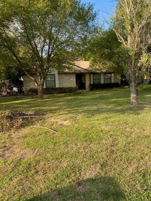 114 Hycrest DR, Hutto, TX 78634