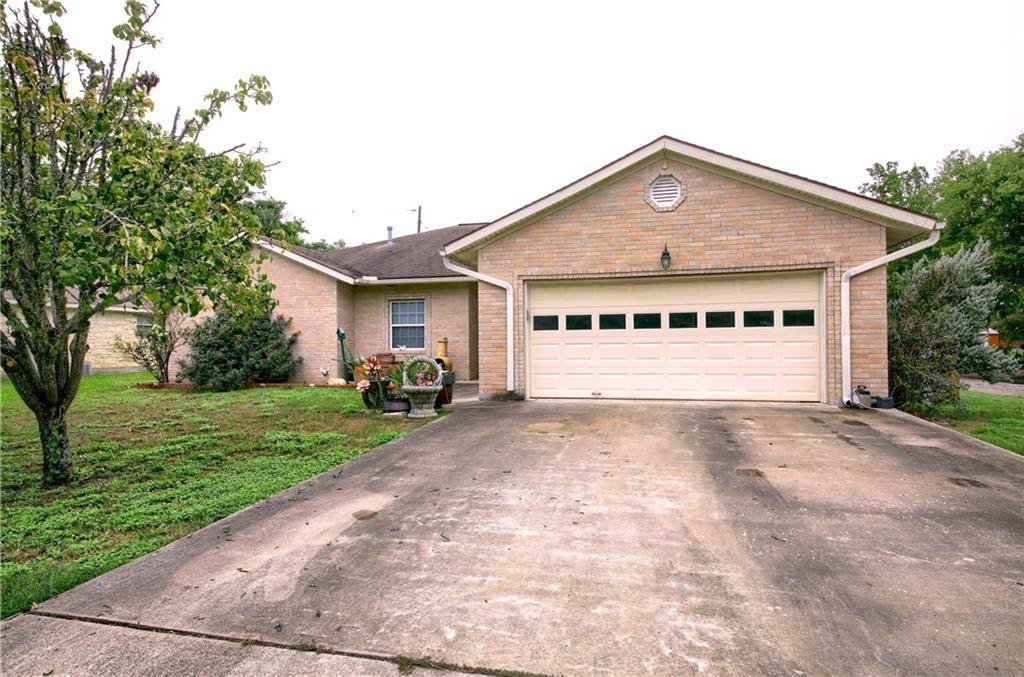 2006 Lark LN, Taylor, TX 76574