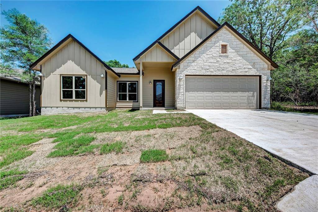 204 Lamaloa LN, Bastrop, TX 78602