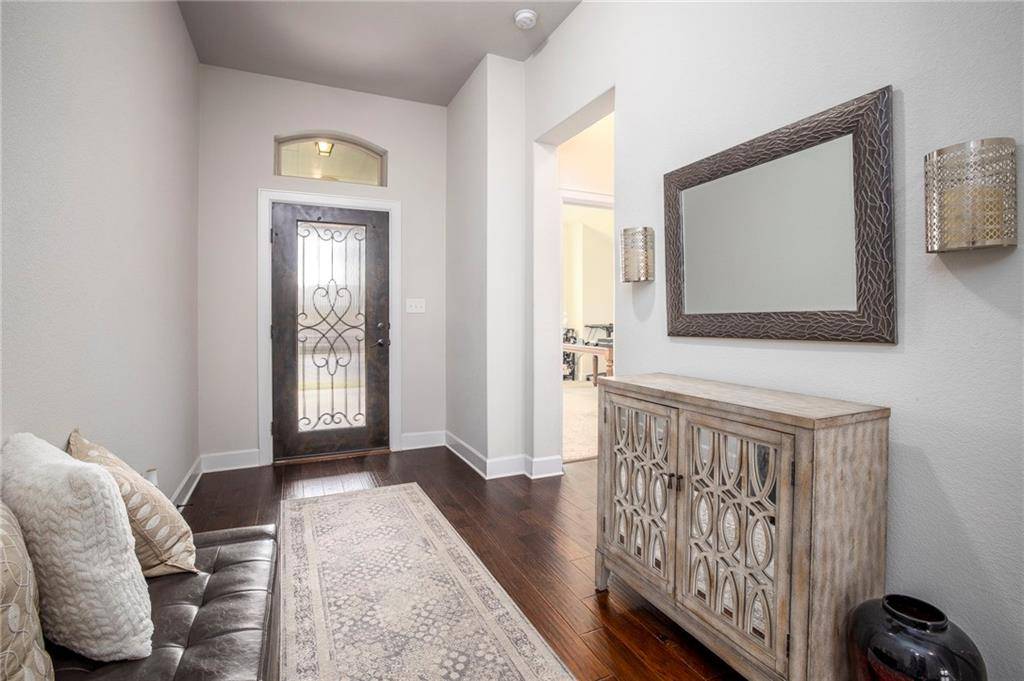 302 Cypress Forest DR, Kyle, TX 78640