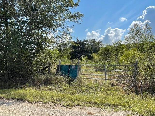 177 Fiebrich RD, Rosanky, TX 78953