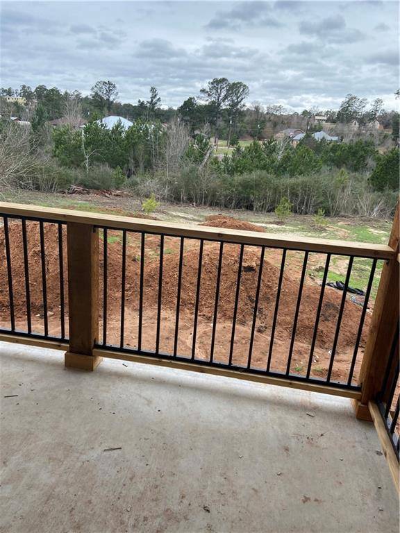 154 Manawianui DR, Bastrop, TX 78602