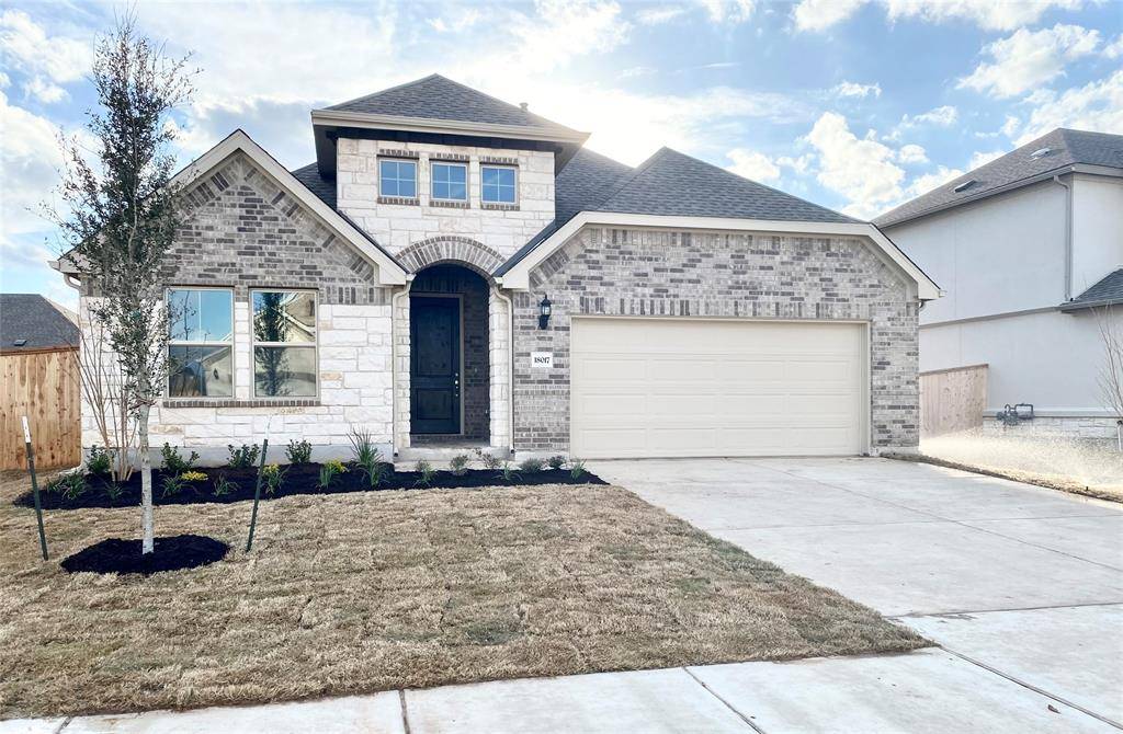 18017 Clairess LN, Manor, TX 78653