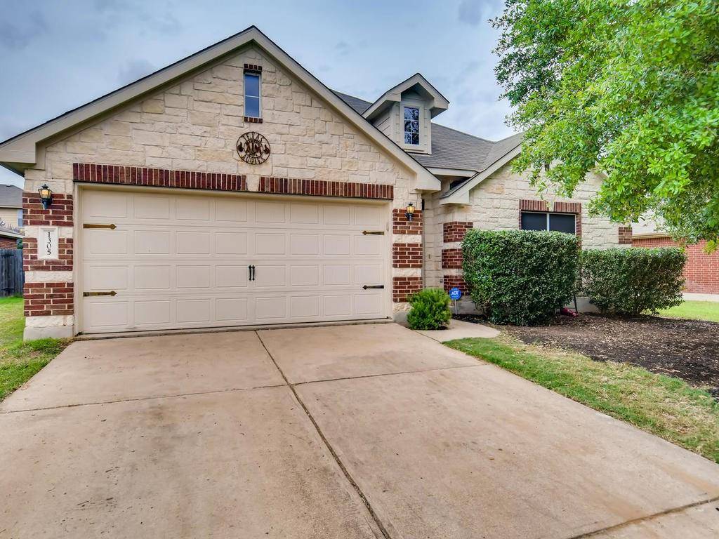1305 Creek Bend CV, Hutto, TX 78634