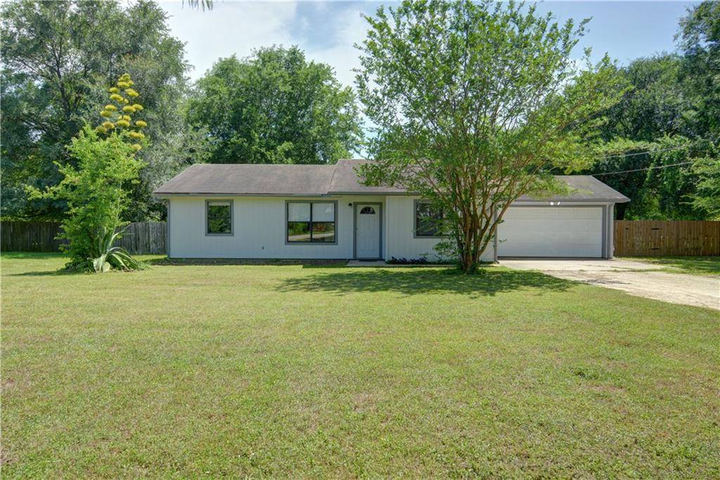355 W Keanahalululu LN, Bastrop, TX 78602