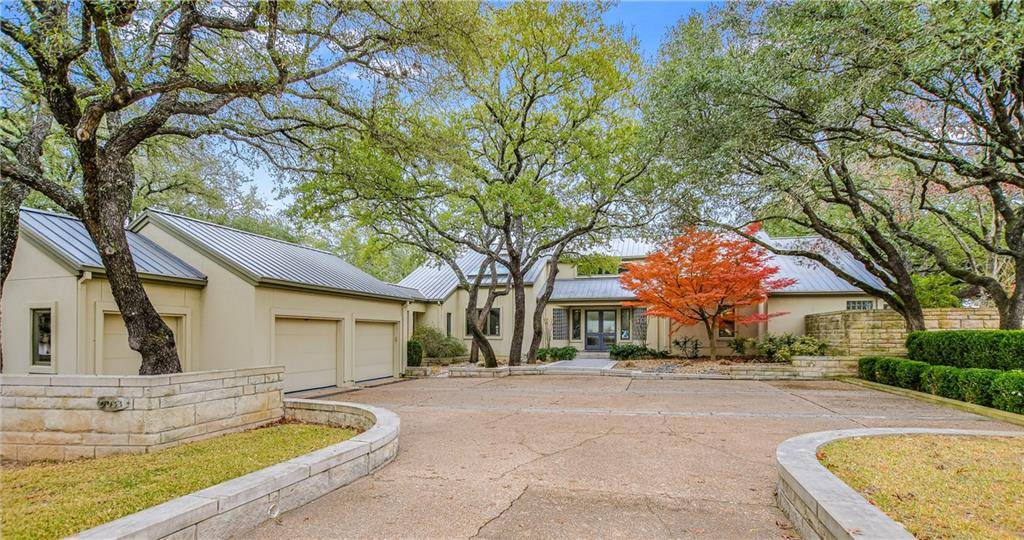 27033 Masters PKWY, Spicewood, TX 78669