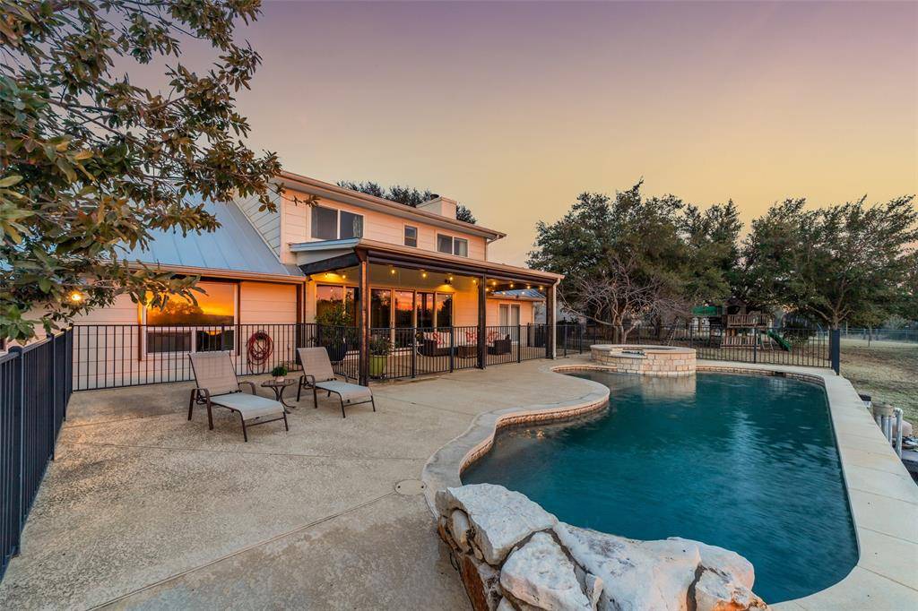 202 Bridget DR, Marble Falls, TX 78654