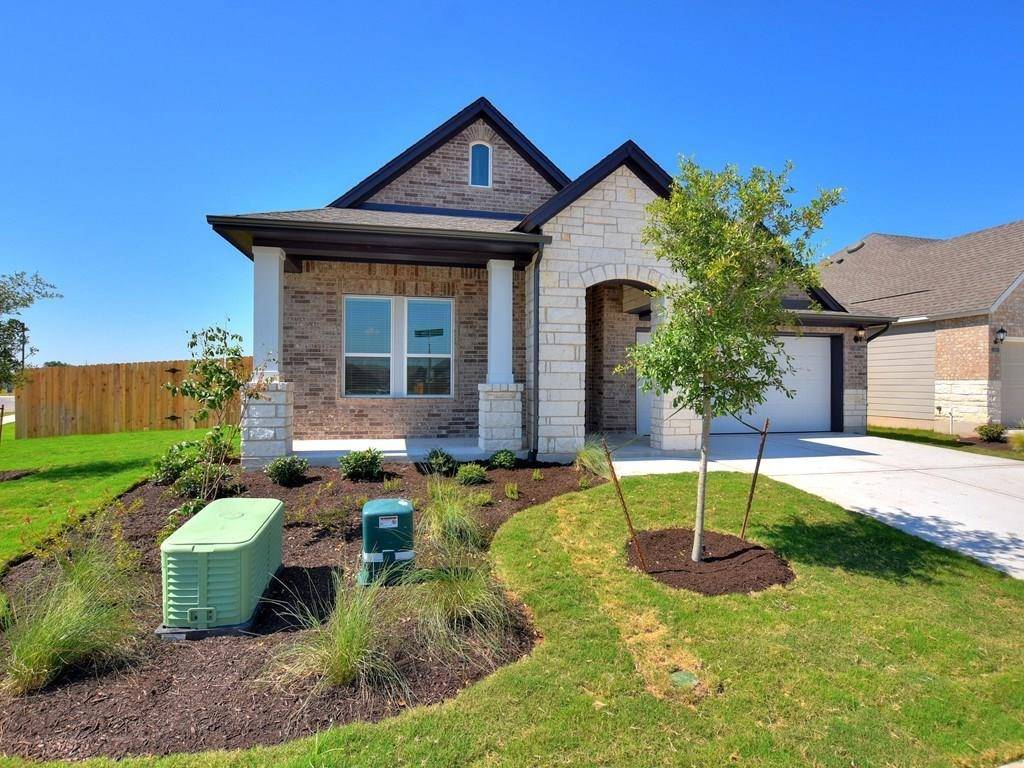 101 Docking Iron DR, Hutto, TX 78634