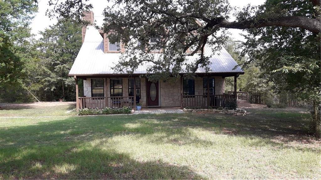 1241 Drewry LN, Lexington, TX 78947