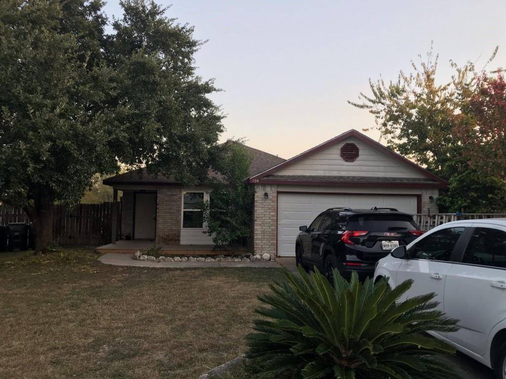 104 Briarwood CT, Kyle, TX 78640
