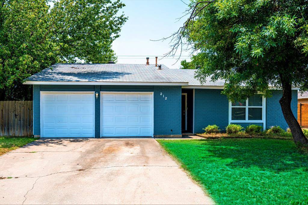 212 Barrhall DR, Round Rock, TX 78664