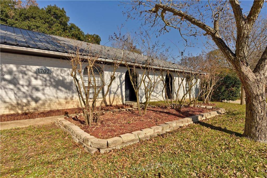 1702 Pecos Ave, Rockdale, TX 76567