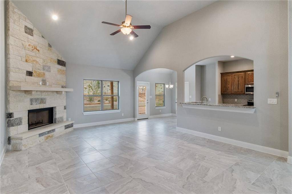 209 Clyde RUN, Fredericksburg, TX 78624