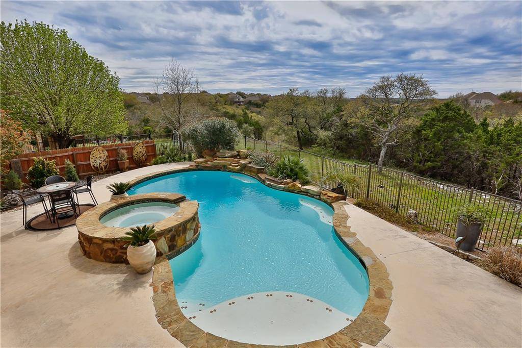 2613 Farleigh LN, Cedar Park, TX 78613