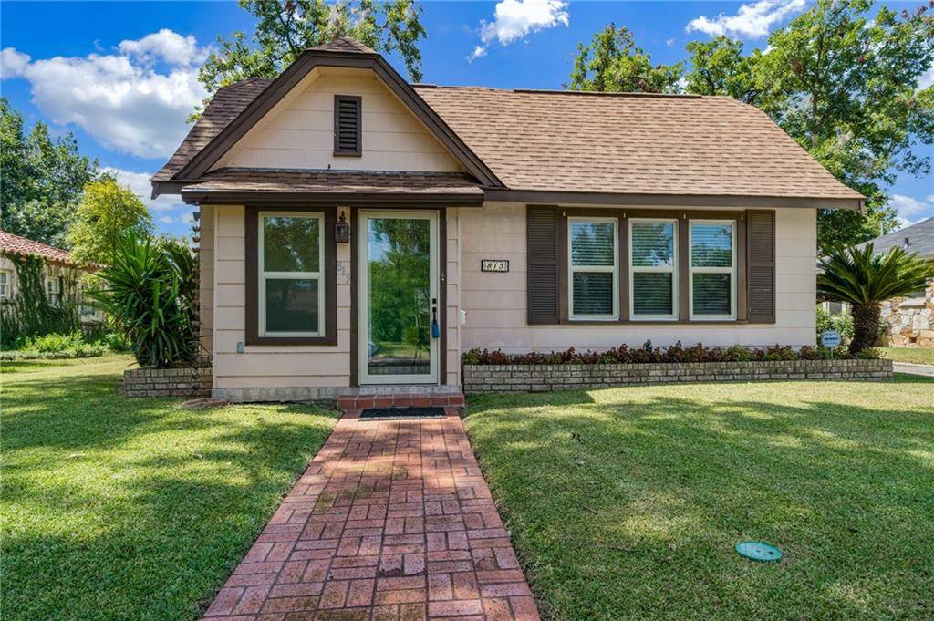 813 Bismark ST, Seguin, TX 78155