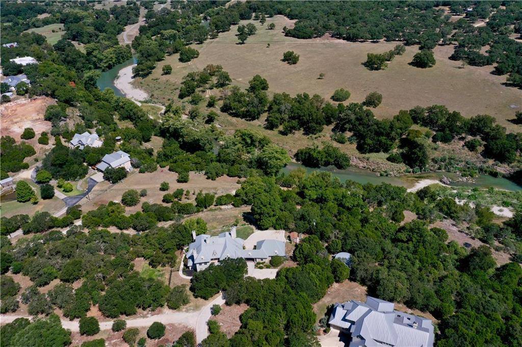 210 Hoskins TRL, Boerne, TX 78006